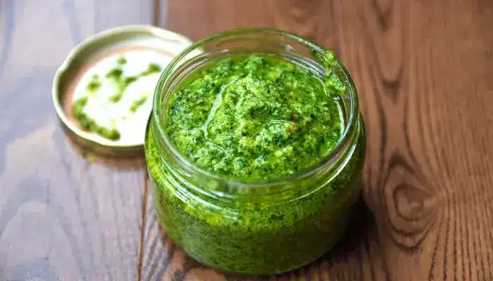 Molho pesto acompanhamento perfeito faça em casa - Receitas e Cozinha