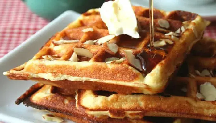 Waffle de Farinha de Amêndoas Low Carb Perfeito