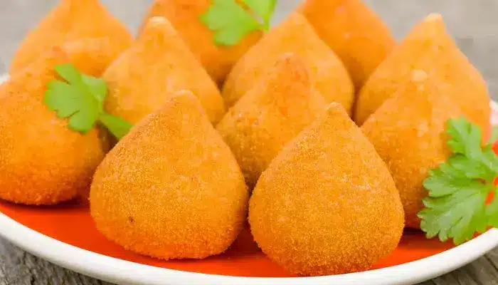 Coxinha de mandioca virou um sucesso de receita - Receitas e Cozinha