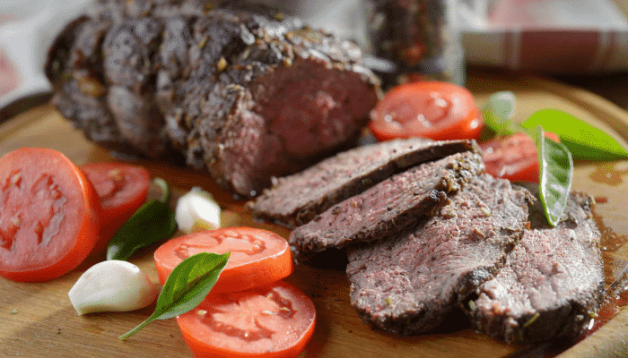 Rosbife de lagarto bovino dos chefs para sua casa