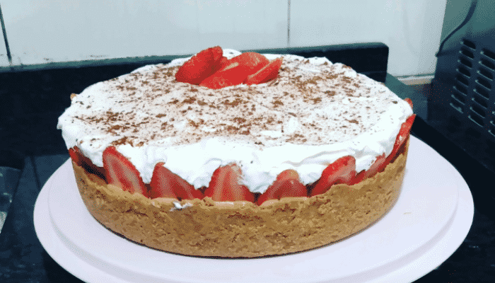 Morangoffe esta torta esta bombando na internet veja