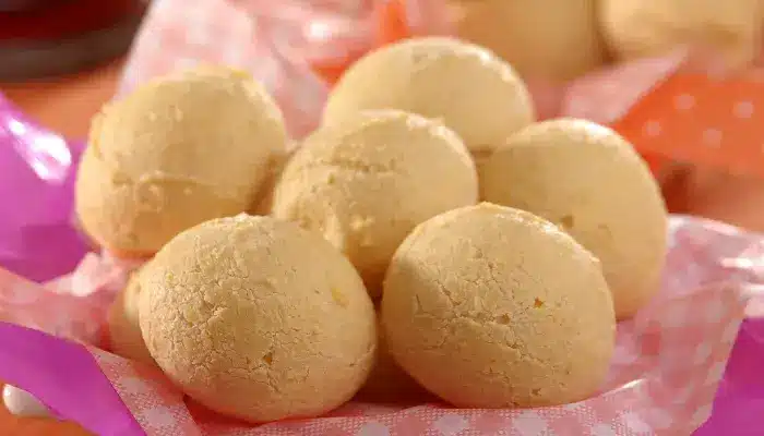 Pão de queijo sem lactose para ninguém ficar de fora