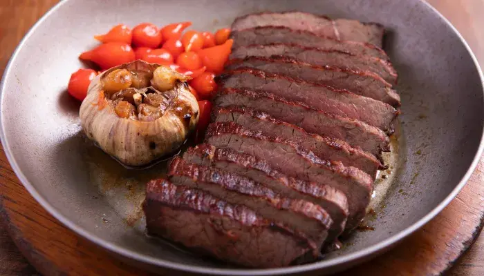 Carne de Sol e Molho de Tomate Simples Vem Fazer