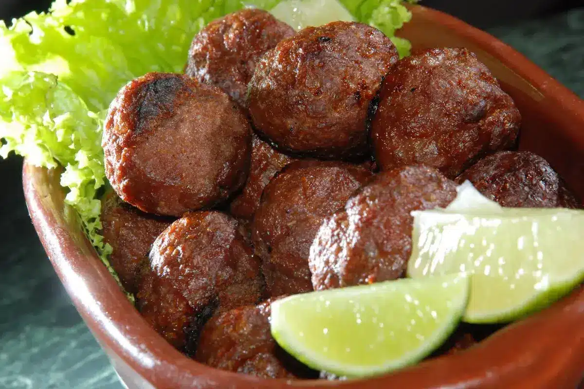 Bolinho de Carne Moída Você Precisa Fazer Também