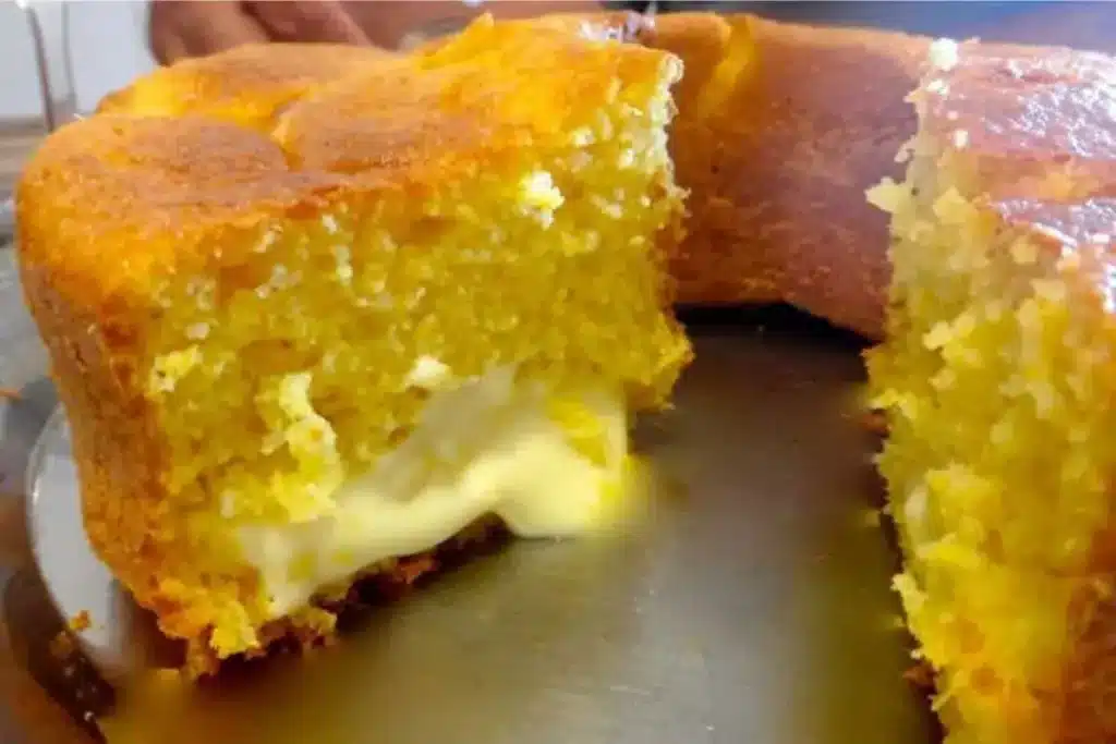 Bolo De Milho Com Requeijão Você não vai Resistir - Receita e Cozinha