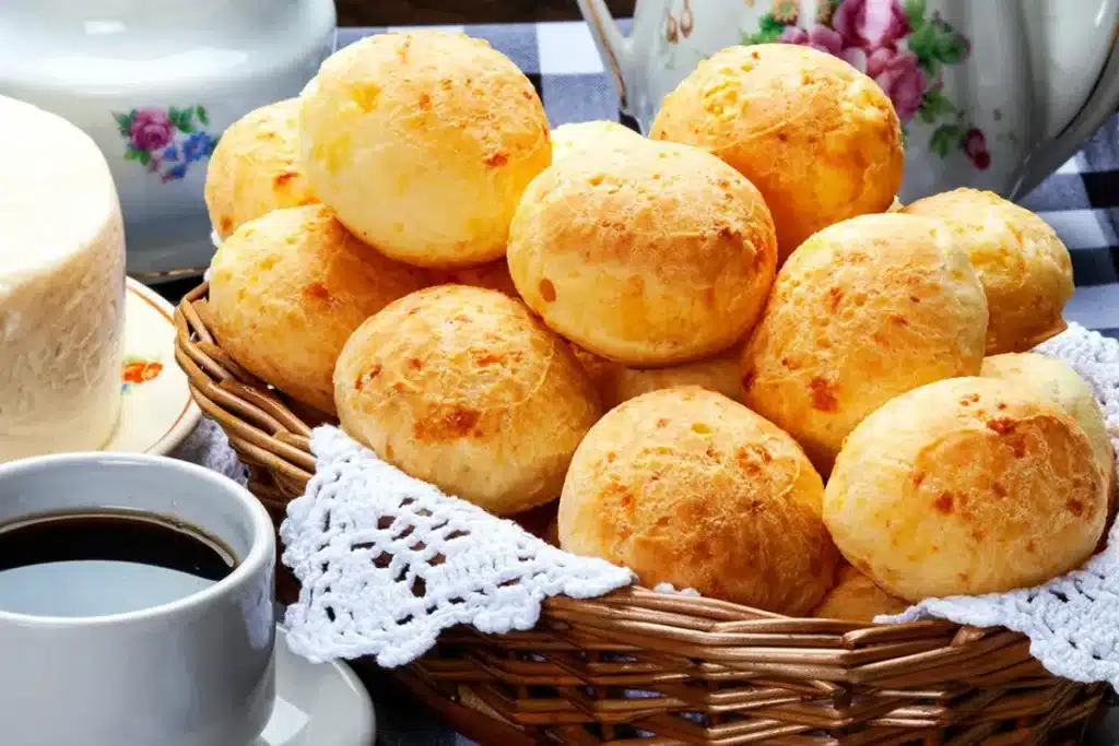 Pão de Queijo de Tapioca para um Super Café da Manhã - Receitas e Cozinha