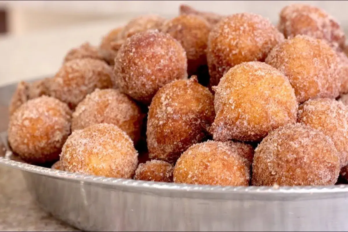 Como Fazer Bolinho de Chuva Super Simples e Delicioso