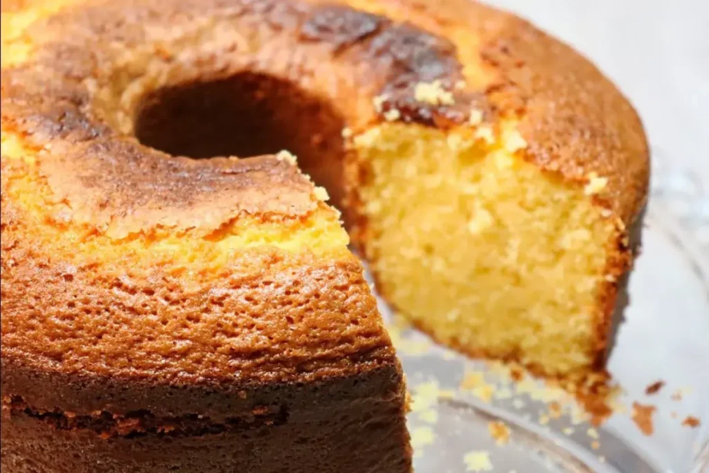 Bolo de Fubá Simples e Fofinho Segredo da Vovó - Receitas e Cozinha