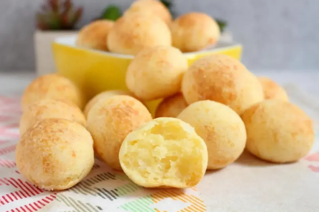 Pão de Queijo Meia Cura Aprenda de Uma Vez por Todas - Receitas e Cozinha