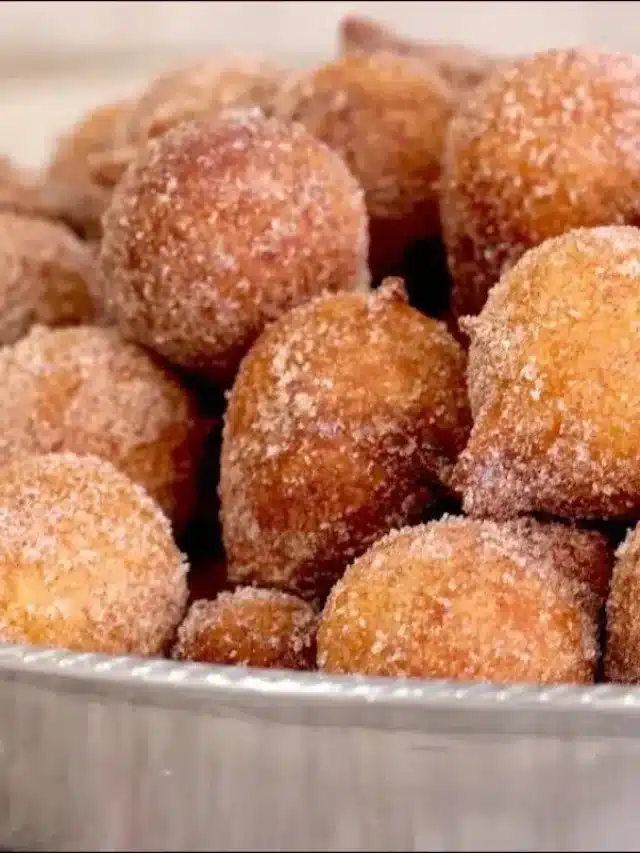 Como Fazer Bolinho de Chuva Super Simples e Delicioso