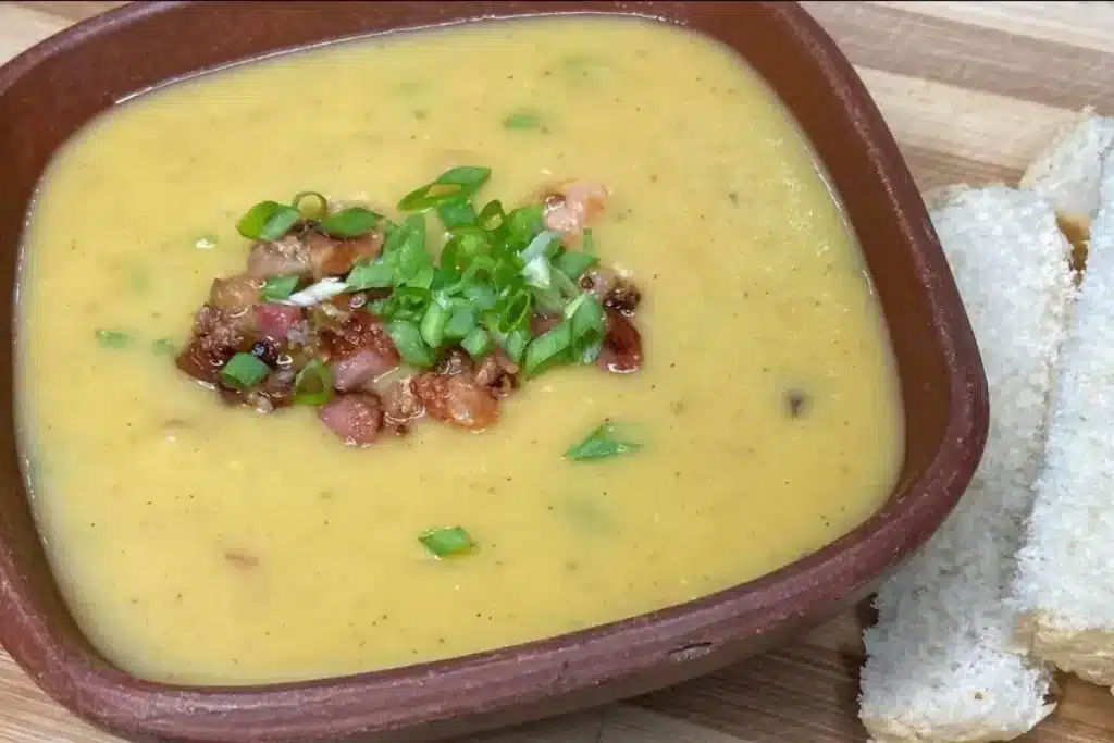 Receita de Sopa de Inhame com Bacon Surpreende e Aquece no Frio - Receitas e Cozinha