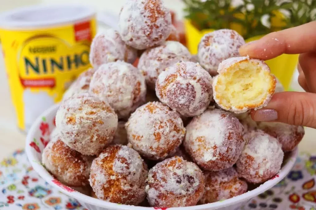 Receita de Bolinhos de Leite Ninho Super Macio e Muito Fácil Fazer - Receitas e Cozinha