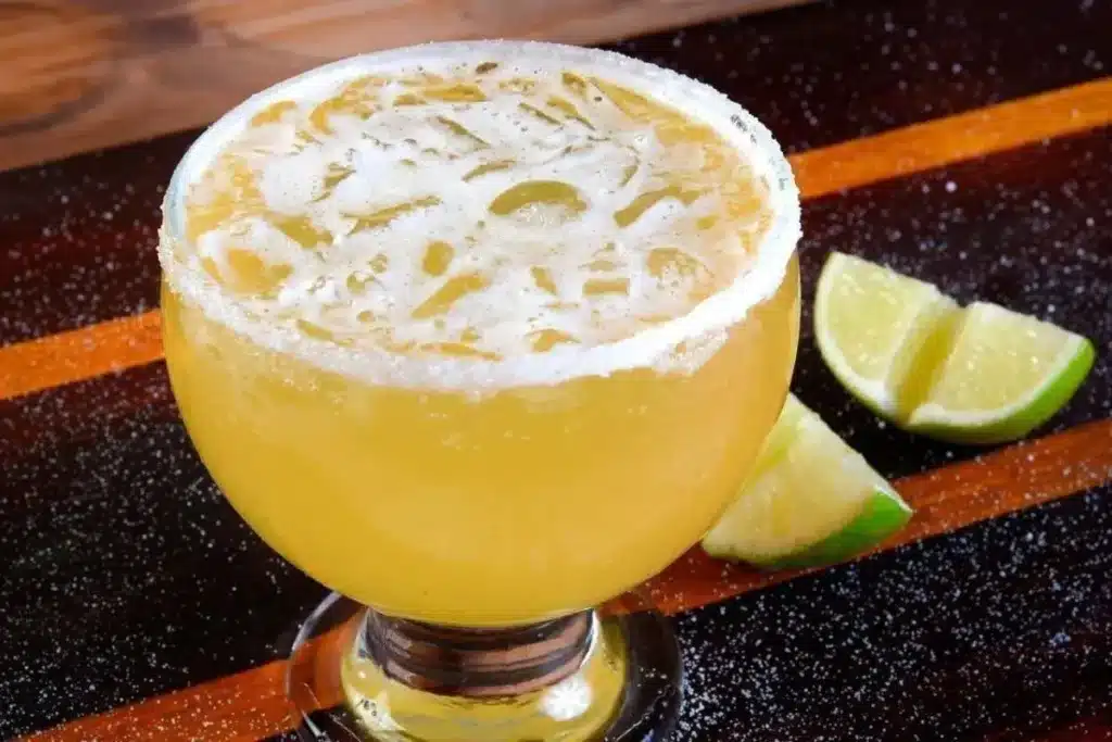 Receita de Cozumel Drink a Bebida Certa para Refrescar o Dia - Receitas e Cozinha