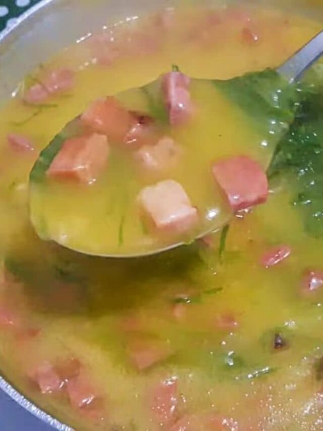 Caldo de Mandioquinha com Calabresa Prática e Super Saborosa