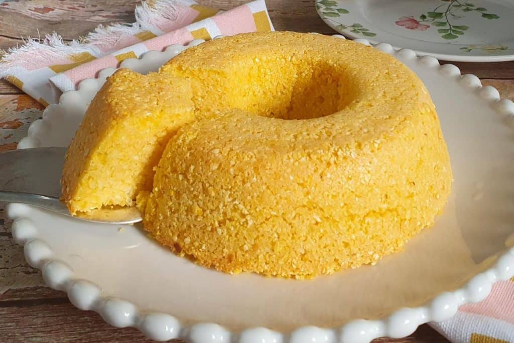 Aprenda a Fazer um Bolo de Flocão com Apenas 3 Ingredientes - Receitas e Cozinha