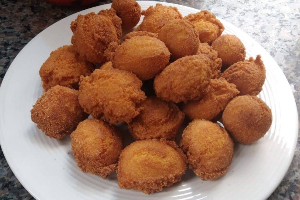 Bolinho de Fubá Frito Um Clássico da Cozinha Brasileira - Receitas e Cozinha