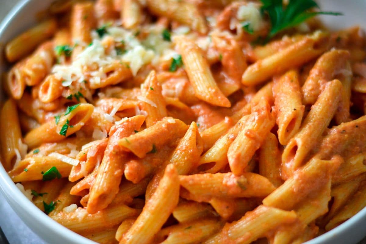 Penne Alla Vodka Descubra o sabor Clássico Italiano