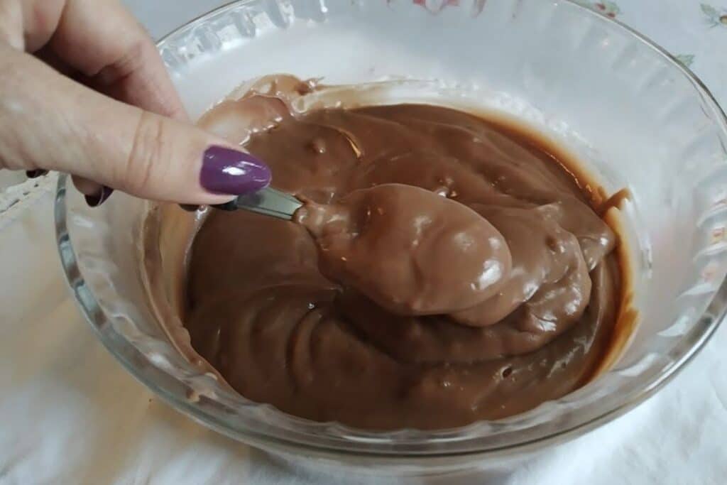 Creme Belga de Chocolate Recheio de Sobremesas - Receitas e Cozinha