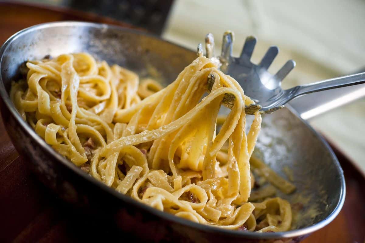 Carbonara a Massa Italiana Perfeita em sua Cozinha