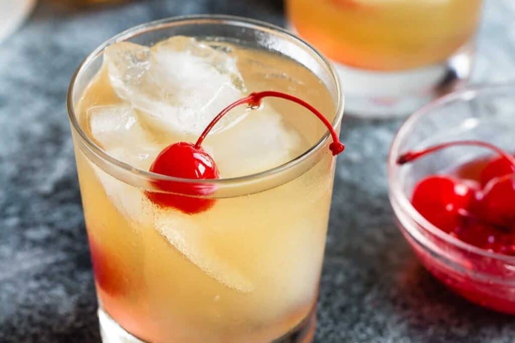 Whisky Sour Clássico Coquetel que Nunca Sai de Moda - Receitas e Cozinha